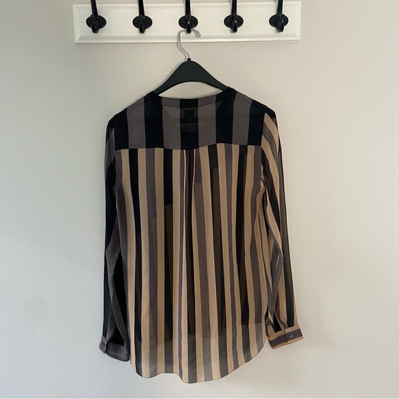 Aritzia Wilfred 100% silk striped blouse size small - Picture 2 of 4